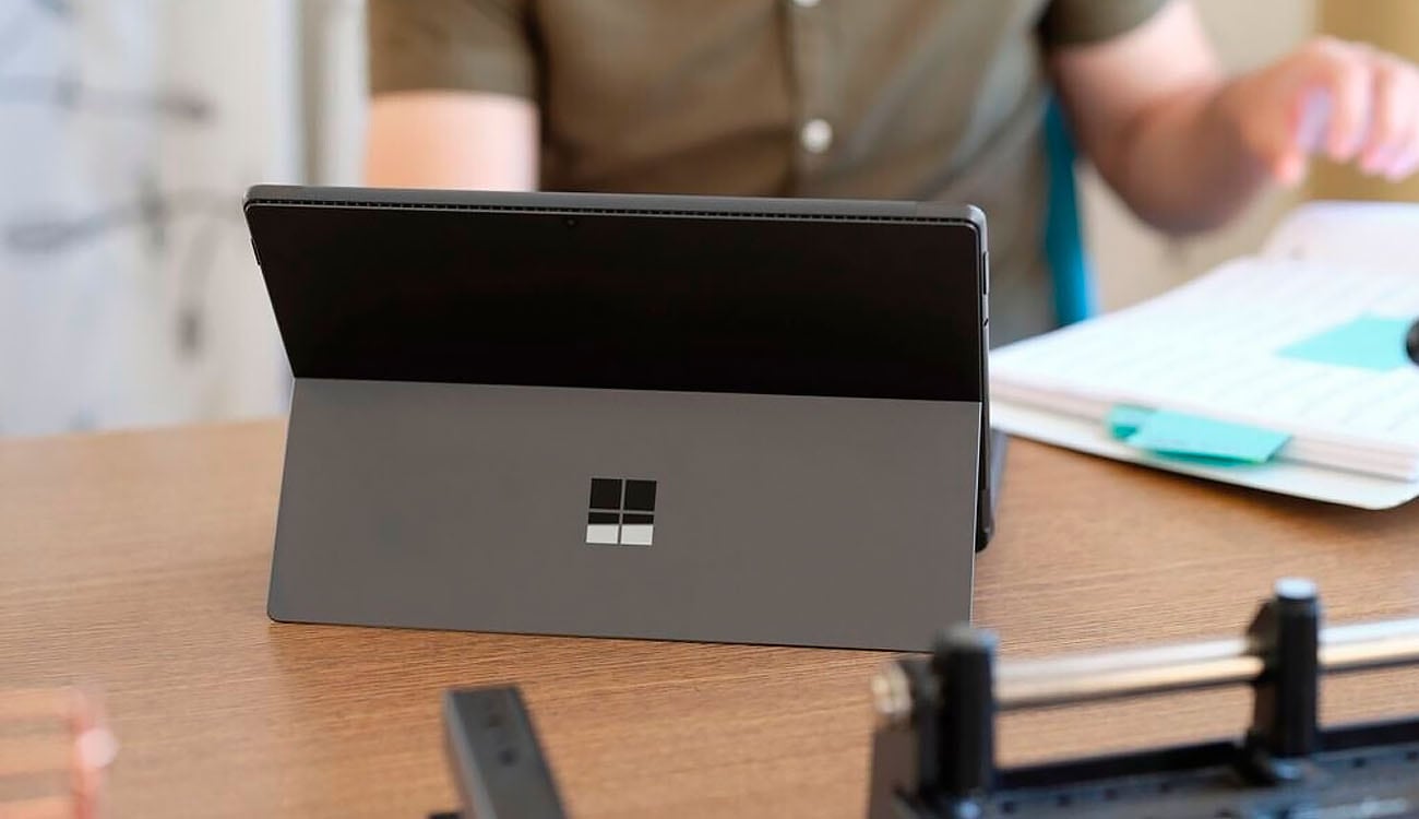 Si tienes alguno de estos Surface debes saber que en 2027 ya no recibirán soporte de Microsoft