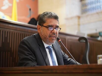 Carlos Hernán Rodríguez en una audiencia en la Cámara de Representantes, en agosto de 2022.