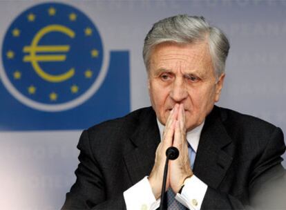 El presidente del BCE, Jean-Claude Trichet, tras la última rebaja de tipos de interés.