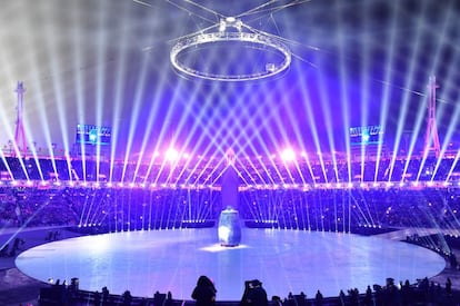 Jogos de luzes durante a cerimônia de abertura dos Jogos Olímpicos de Inverno 2018 de PyeongChang.