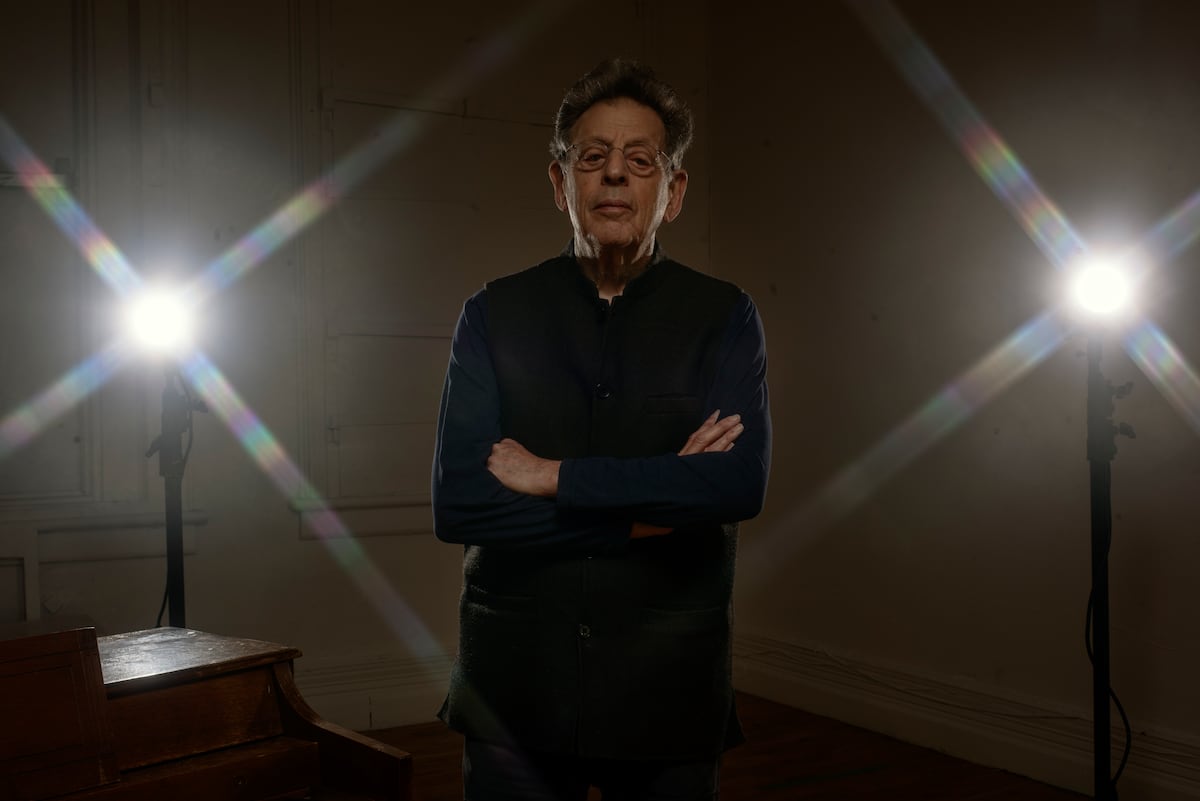 Gracias, Philip Glass