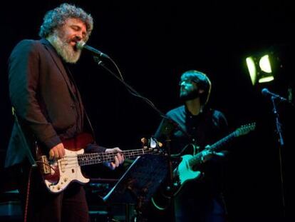 Las barbas y el colmillo afilado