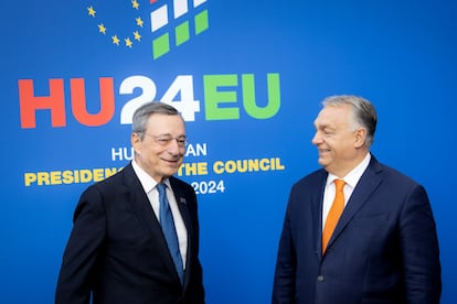 Mario Draghi y Viktor Orbán, este viernes en Budapest.