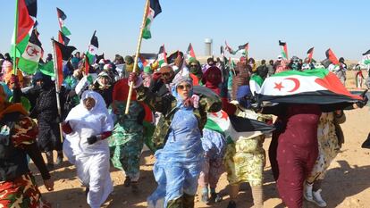 Manifestación de refugiados saharauis en el campo de Rabuni, el más importante de la región argelina de Tinduf, en febrero de 2020.