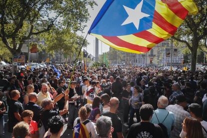 Aniversari de l'1-O als Jardinets de Gràcia.