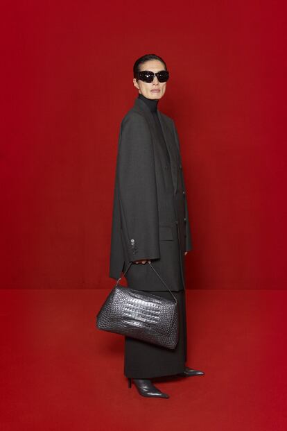 smag-balenciaga-po-rs22-0028