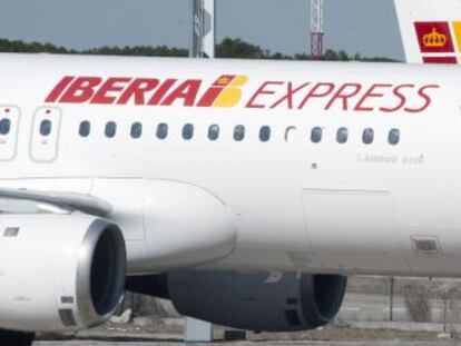 Avi&oacute;n de Iberia Express.