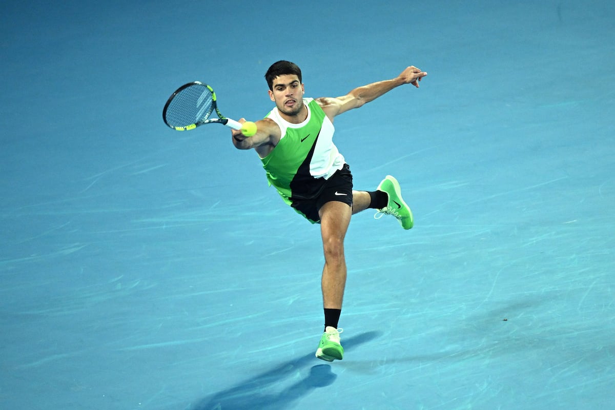 Alcaraz vence a Walton y accede a la segunda ronda del Open de Australia