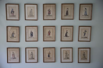 En la segunda planta está la sala de juntas donde el monarca podía recibir a mandatarios extranjeros, adornado por una serie de retratos. Abajo están los palcos, por los que han pasado ministros y reyes.