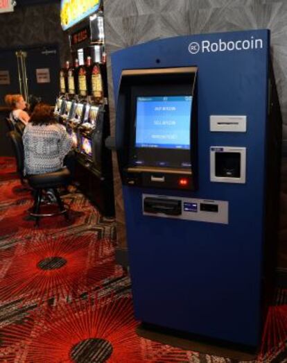Un cajero autom&aacute;tico de bitcoins en Las Vegas (EE UU)