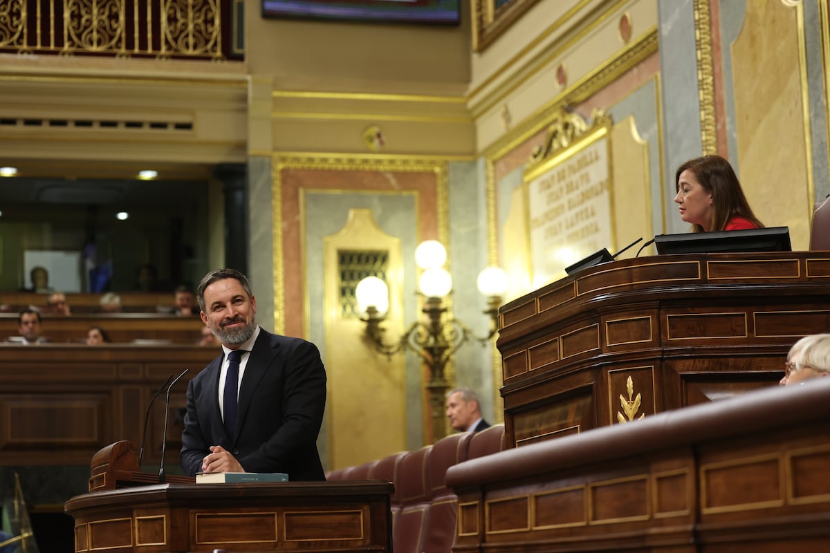 Abascal amenaza a Feijóo con romper sus pactos de gobierno si el Senado ...