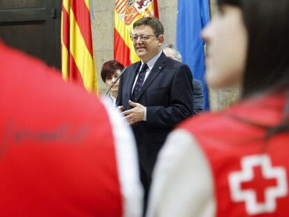El presidente valenciano, Ximo Puig, en un acto con Cruz Roja.