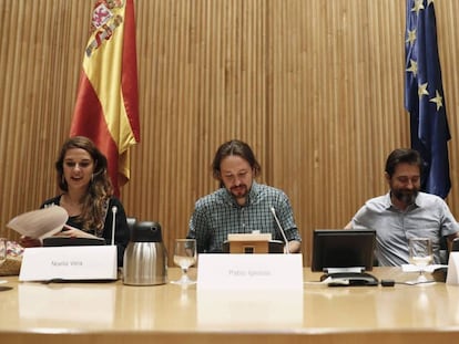 Pablo Iglesias, Noelia Vera y Rafa Mayoral, dirigentes de Unidas Podemos en el Congreso. 