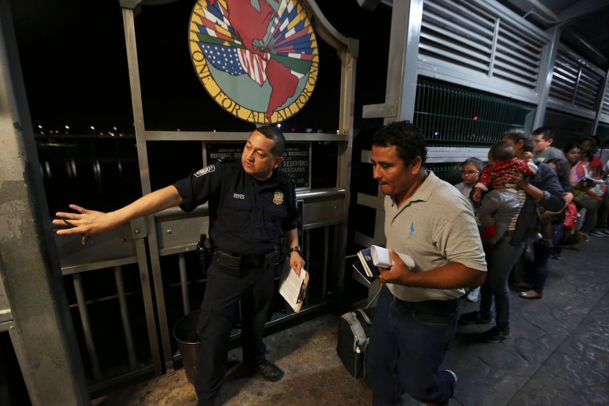 Ortega’s border business: $6,000 to be able to return to Nicaragua