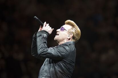 Bono, en un reciente concierto de U2 en Londres.