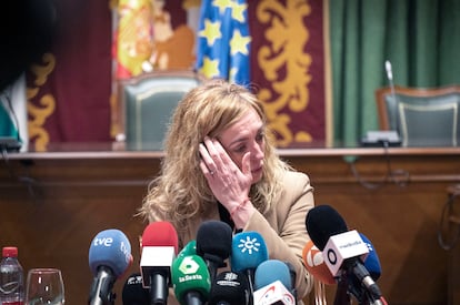La alcaldesa de Maracena (Granada), Berta Linares (PSOE), durante la rueda de prensa ofrecida este miércoles.
