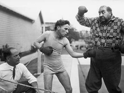'Chaplin contra Mack Swain' (1923-1925), de la actual exposición en el Jeu de Paume, 'Chaplin y las imágenes'.