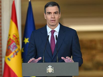 Spain's Prime Minister Pedro Sanchez gives a statement to annonunce he will stay on as Prime Minister after weighing his exit from the Spanish government, at Moncloa palace in Madrid, Spain April 29, 2024. Borja Puig de la Bellacasa/Pool via REUTERS