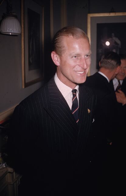 Felipe de Edimburgo, fotografiado por Slim Aarons en el Royal Albert Hall hacia 1955.