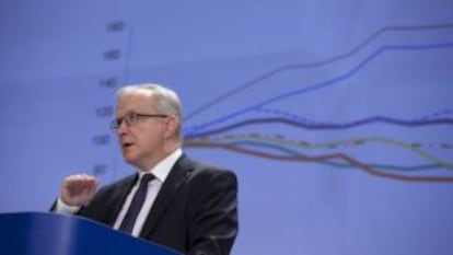 El comisario europeo de Asuntos Económicos, Olli Rehn, durante la presentación en Bruselas de los datos económicos de la UE