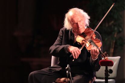 Ivry Gitlis en un concierto en 2012 en Doncq (Lille, Francia)