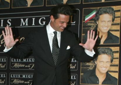 El cantante Luis Miguel, durante una visita a España en 2004.