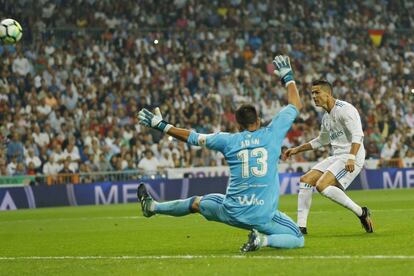 Cristiano falla ante Ad&aacute;n.