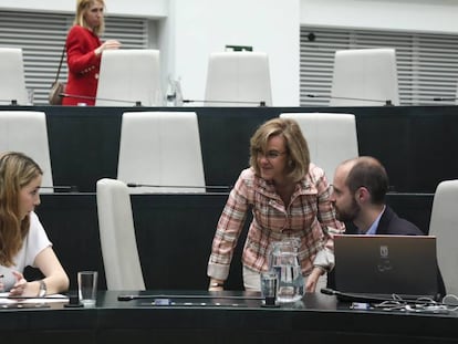 La bancada socialista en el pleno municipal de Madrid. 