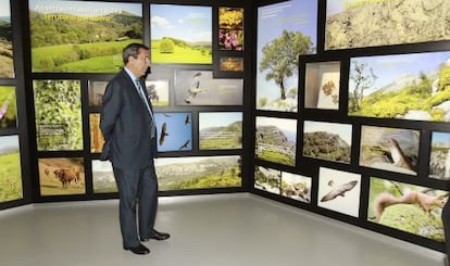 José Luis Bilbao,en el Centro de Interpretación medioambiental del Parque 
 Natural de Armañon.