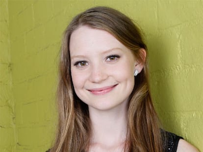 Mia Wasikowska será Alicia.