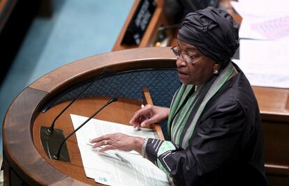 La actual presidenta de Liberia, Ellen Johnson Sirleaf, en la ceremonia de apertura de la tercera cumbre internacional sobre financiación del desarrollo celebrada la semana pasada en Addis Abeba (Etiopía). Fotografía de Tiksa Negeri / Reuters