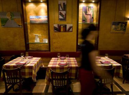 Comedor del restaurante La Renta, en Majadahonda.