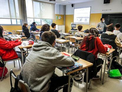 Estudiantes de un instituto público valenciano