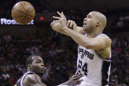 El alero de los San Antonio Spurs Richard Jefferson.