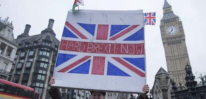 Un ciudadano favorable al 'brexit' en Londres.