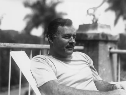 Hemingway en Cuba en julio de 1940.  