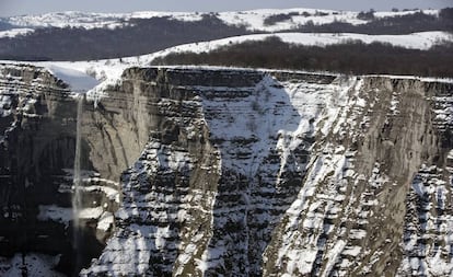 El Salto (de agua) del Nervión es el más grande de la península Ibérica, con casi 300 metros de caída.