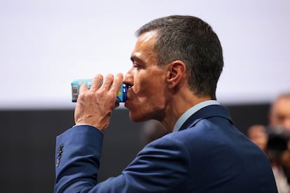 El presidente del Gobierno, Pedro Sánchez, durante la cumbre en Sevilla, el lunes.