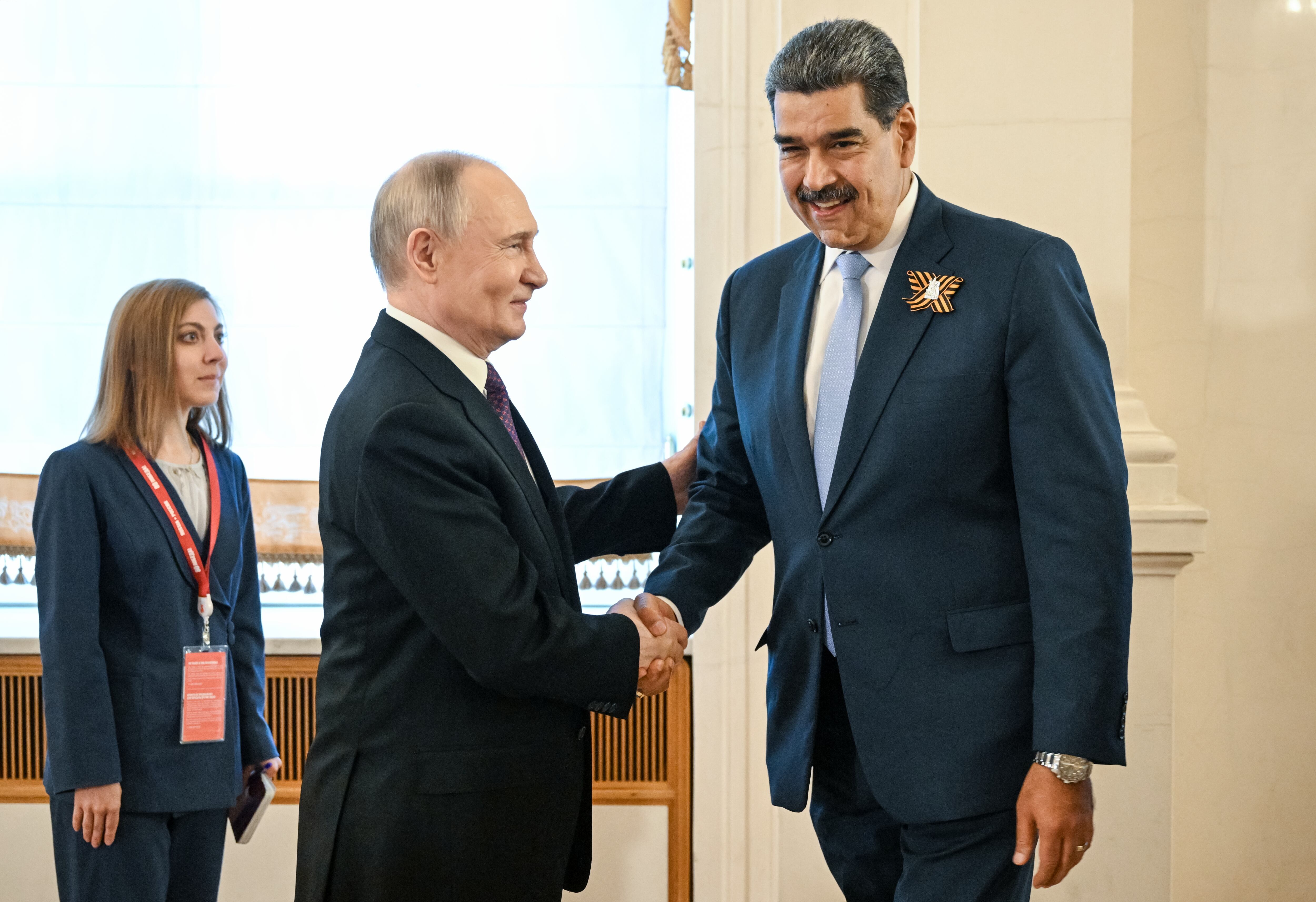 Venezuela seeks its allies to try to stop a new collapse of its economy