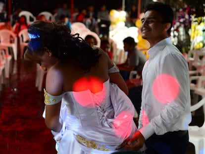 Boda trans en El Salvador