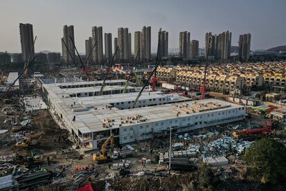 El hospital de Wuhan con capacidad para 1.000 camas que se contruyó en enero de 2020 en solo diez días.