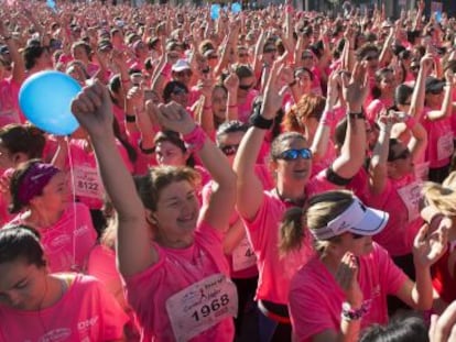 Participantes en la Carrera de la Mujer, en Valencia.