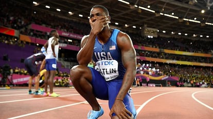 Gatlin llora tras vencer a Bolt en Londres.