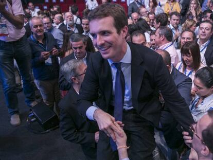 Pablo Casado, tras su victoria ante Sáen de Santamaría. / FOTOGALERÍA: Las imágenes del congreso nacional del PP.