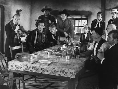 Escena de 'La diligencia' (1939)