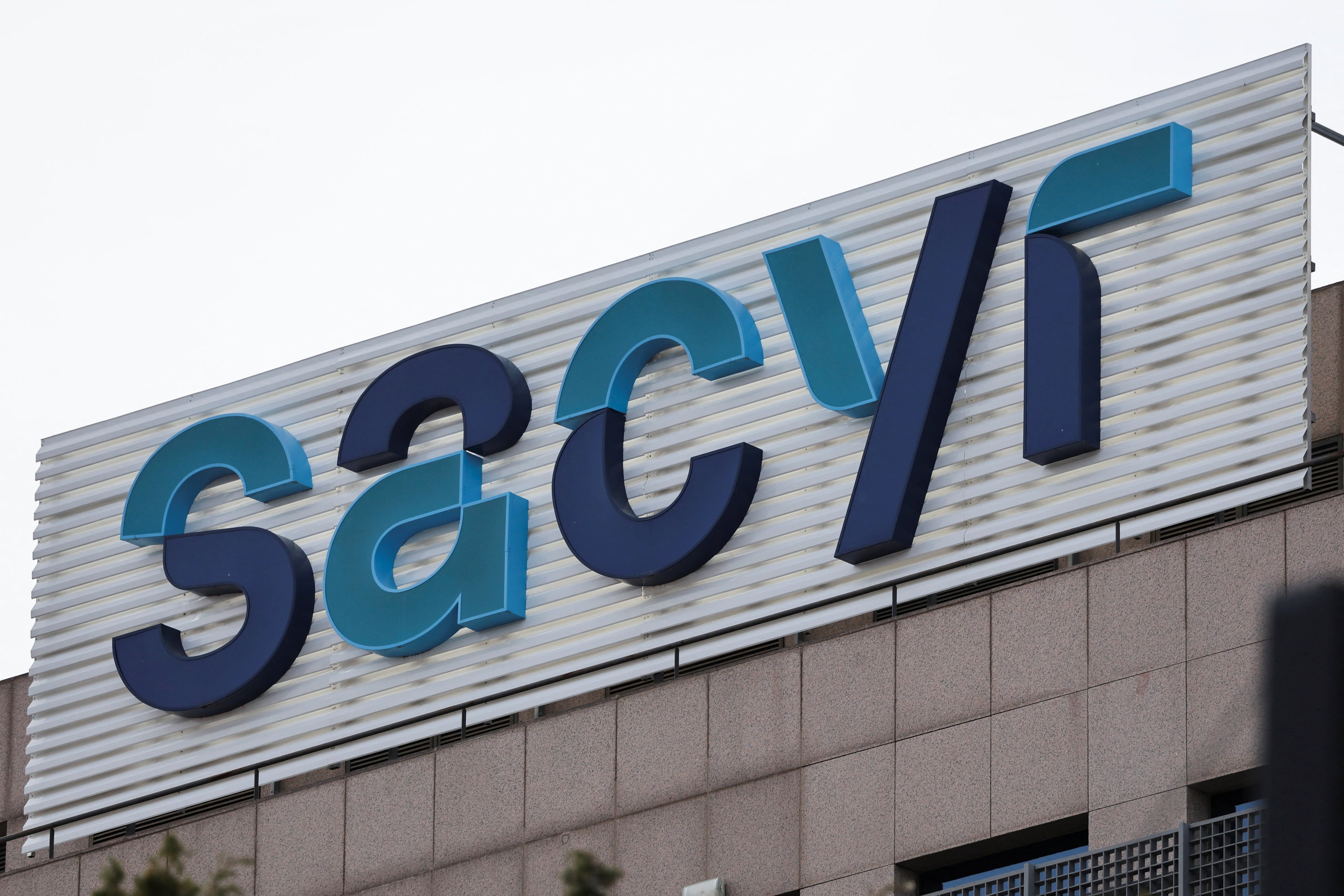 Los beneficios de Sacyr caen un 40% impactados por la venta de tres autopistas en Colombia