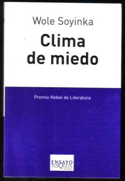 Solo cuatro autores africanos han recibido el premio Nobel del literatura y Soyinka es uno de ellos. Este ensayo recoge las cinco lecciones magistrales que pronunció el escritor nigeriano dentro del ciclo de conferencias Reith de la BBC. En ellas se pasea por temas como los mecanismos que operan en el temor (dentro de la primera "Una máscara cambiante de miedo") o la retórica que empleó George Bush para justificar la intervención estadounidense en Irak. El sitio web de Radio4-BBC ofrece la posibilidad de descargarse la transcripción en inglés de estas y otras conferencias Reith, si bien la versión en castellano no deja nada que desear.