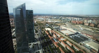Vista general de la zona de Chamartín desde las Cuatro Torres.