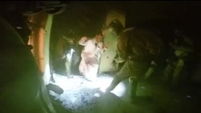 Fotograma del vídeo que mostra l'operació de rescat.