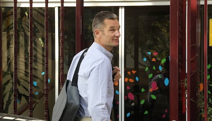 Iñaki Urdangarin a su entrada del centro de discapacitados.